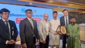 বিশ্ব টেলিযোগাযোগ দিবসে সম্মাননা পেলেন সাংবাদিক ইমদাদুল হক