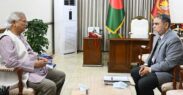 প্রধান উপদেষ্টার সঙ্গে সিইসির সাক্ষাৎ