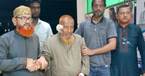 উন্নত চিকিৎসার জন্য ঢাকায় সেই খতিব, হামলাকারীর বিরুদ্ধে মামলা