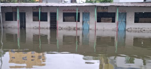 নোয়াখালীতে পানিবন্দি ৪২ হাজার পরিবার, ক্ষতিগ্রস্ত দুই লাখ মানুষ