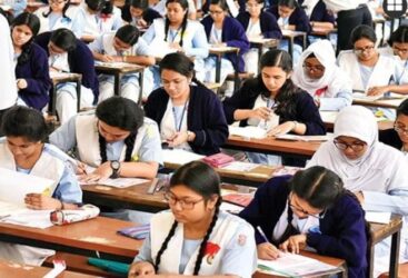 বৃহস্পতিবার শুরু এইচএসসি পরীক্ষা, সব শিক্ষা বোর্ডে একই প্রশ্ন