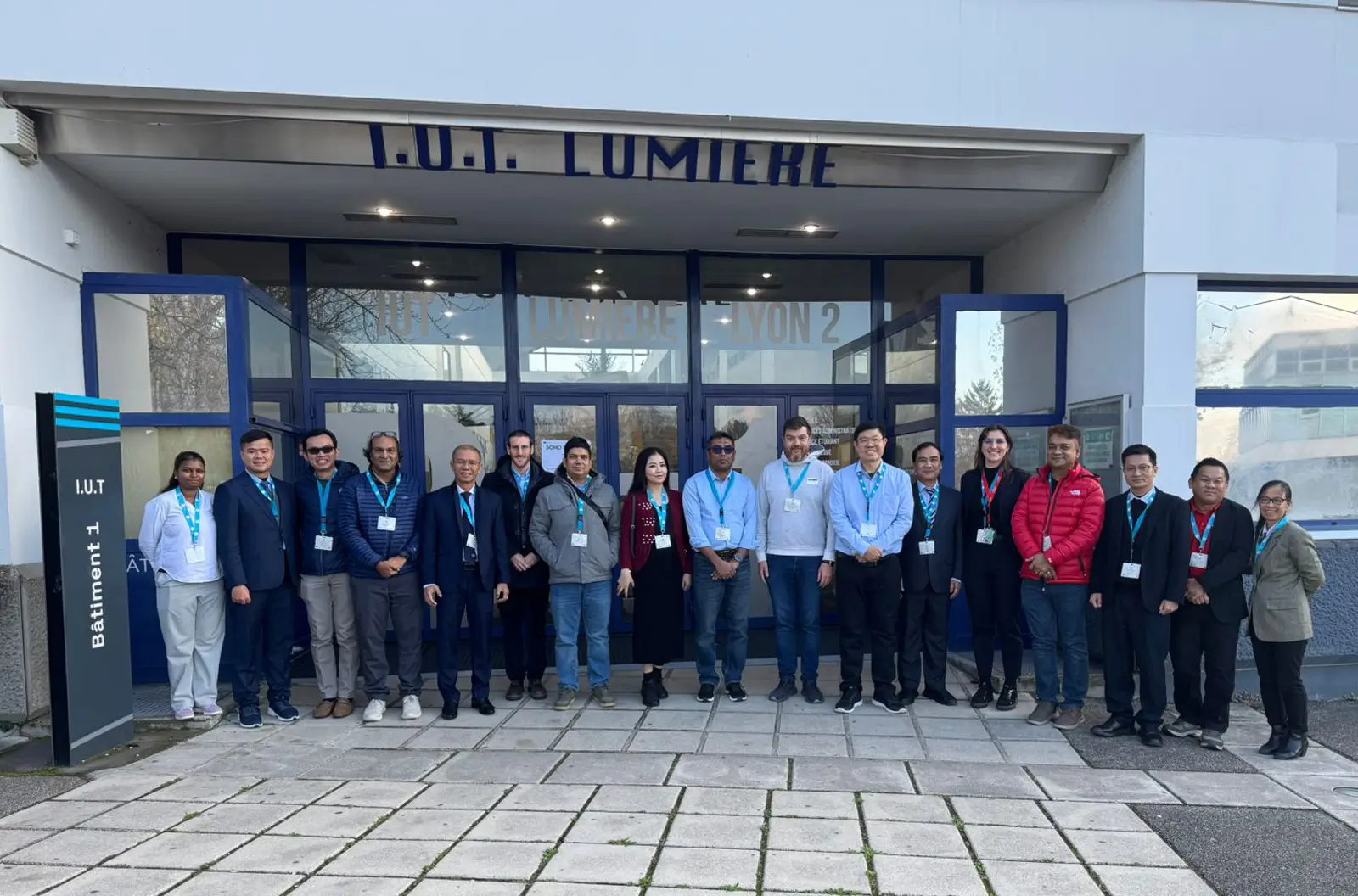 ফ্রান্সে ইরাসমাস+ এসওএইচও প্রকল্পের বৈঠকে এআইইউবির অংশগ্রহণ 