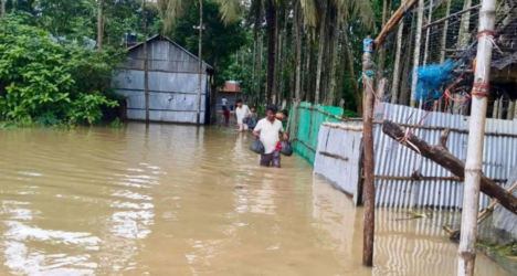 বন্যা-পাহাড়ধসে কক্সবাজারে ২৬ জনের মৃত্যু, দুর্ভোগে লাখো মানুষ
