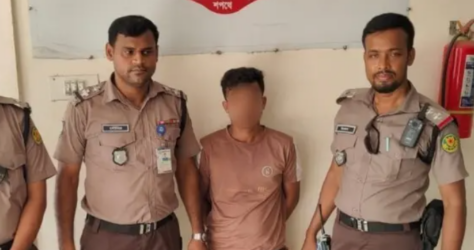 পথচারীকে চাপা দিয়ে পালাচ্ছিলেন চালক, ধাওয়া করে আটক