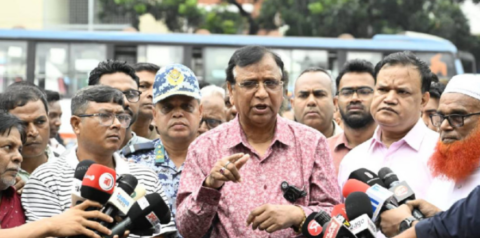 পল্টন মোড় থেকে নর্থ সাউথ রোড পর্যন্ত মূল সড়ক হকারমুক্ত ঘোষণা