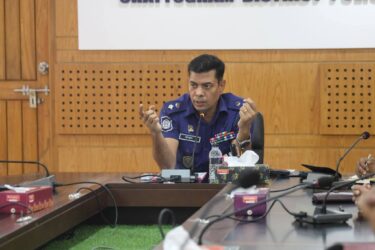 চট্টগ্রামে কিশোর অপরাধ দমনে পুলিশের সাঁড়াশি অভিযান, আটক ৪৪৫