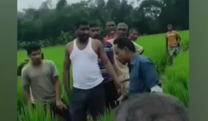 লাইভ লোকেশন পাঠিয়ে ‘নিয়ে যেতে’ বলেছিল, বাবা গিয়ে পেলেন মেয়ের মরদেহ